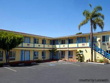 Super 8 By Wyndham Berkeley Motel Exterior foto